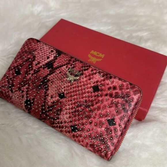 💯Authentic MCM Armour Visetos Monogram Studded Python🍀 - Picture 9 of 14